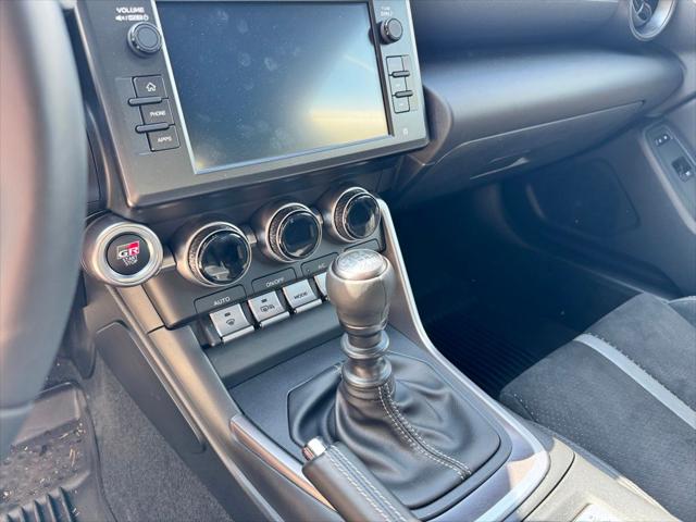 2024 Toyota GR86 Premium