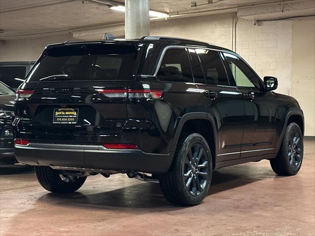 2026 Jeep Grand Cherokee 85th Anniversary Edition