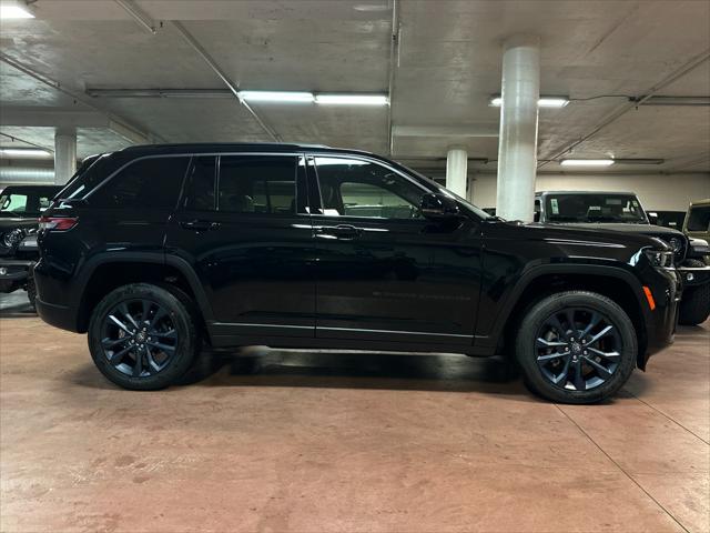 2026 Jeep Grand Cherokee 85th Anniversary Edition