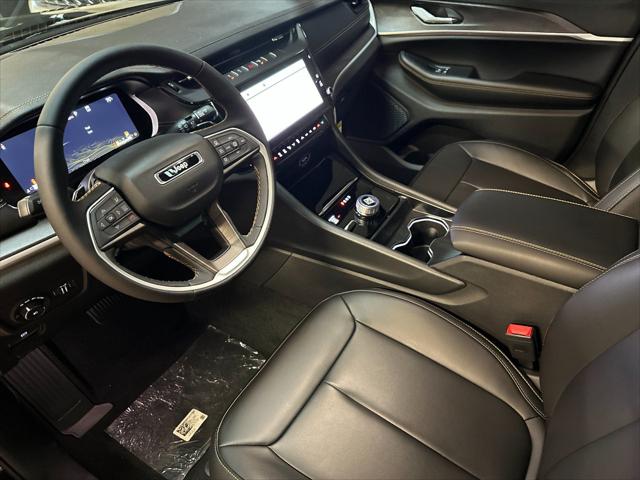 2026 Jeep Grand Cherokee 85th Anniversary Edition
