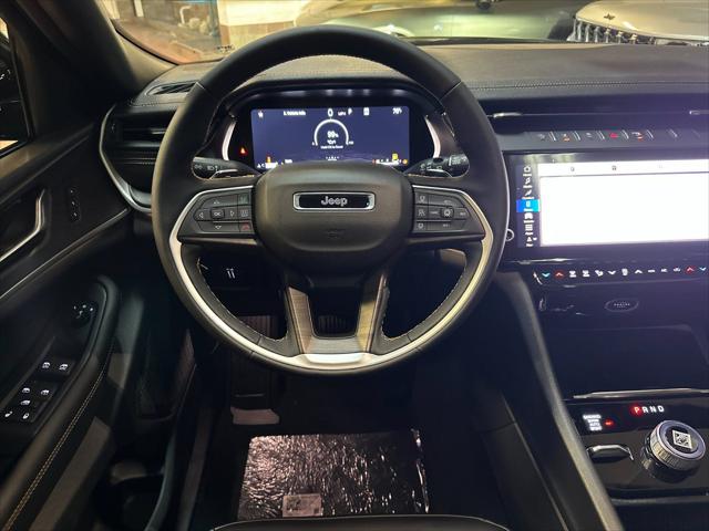 2026 Jeep Grand Cherokee 85th Anniversary Edition