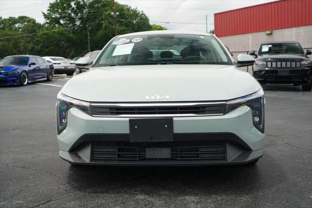 2025 Kia K4 LXS