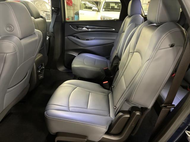 2023 Buick Enclave Essence AWD