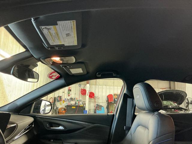 2024 Buick NV Sport Touring FWD