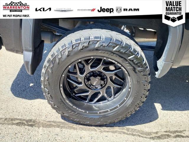 2022 GMC Sierra 1500 Limited AT4