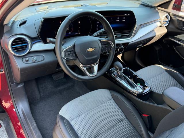 2025 Chevrolet Trax FWD LT