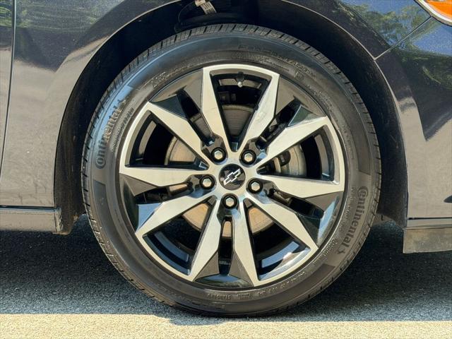2023 Chevrolet Malibu FWD RS