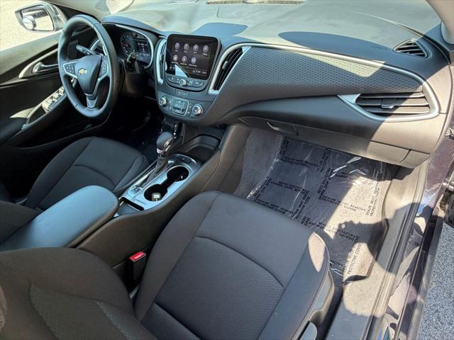 2023 Chevrolet Malibu FWD RS