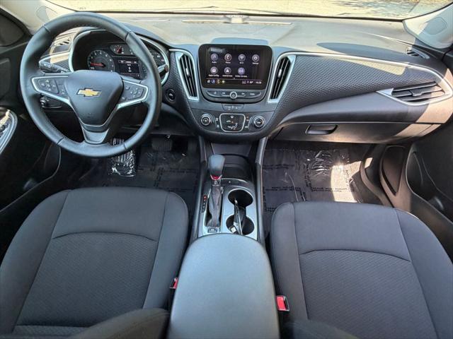 2023 Chevrolet Malibu FWD RS