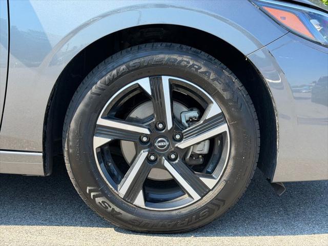 2024 Nissan Sentra SV Xtronic CVT