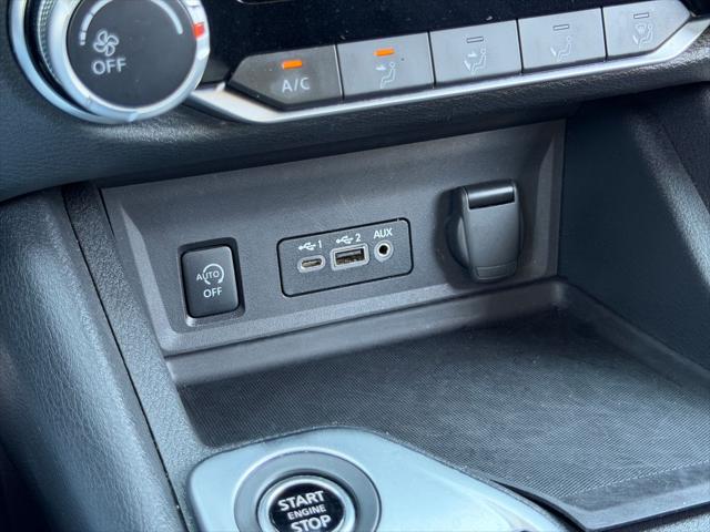 2024 Nissan Sentra SV Xtronic CVT
