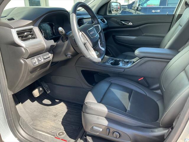 2023 GMC Acadia AWD SLT
