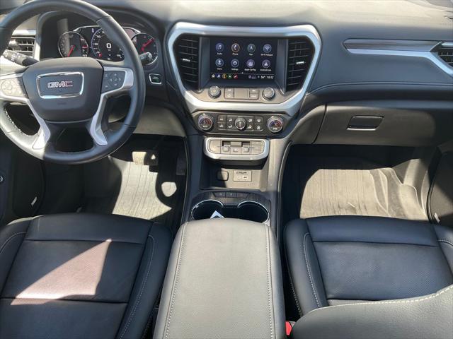 2023 GMC Acadia AWD SLT