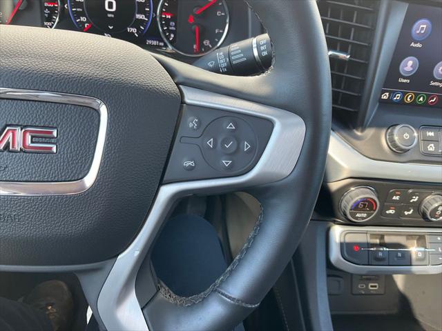 2023 GMC Acadia AWD SLT