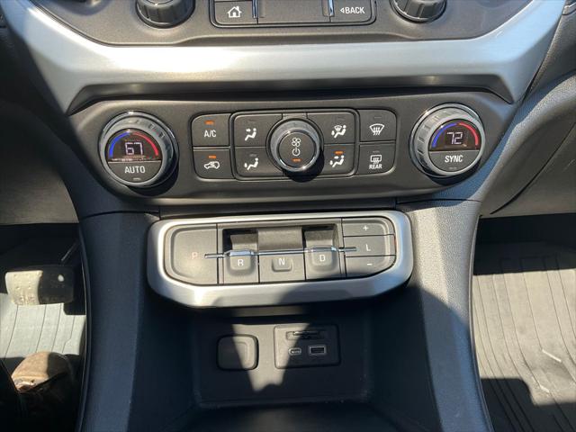 2023 GMC Acadia AWD SLT
