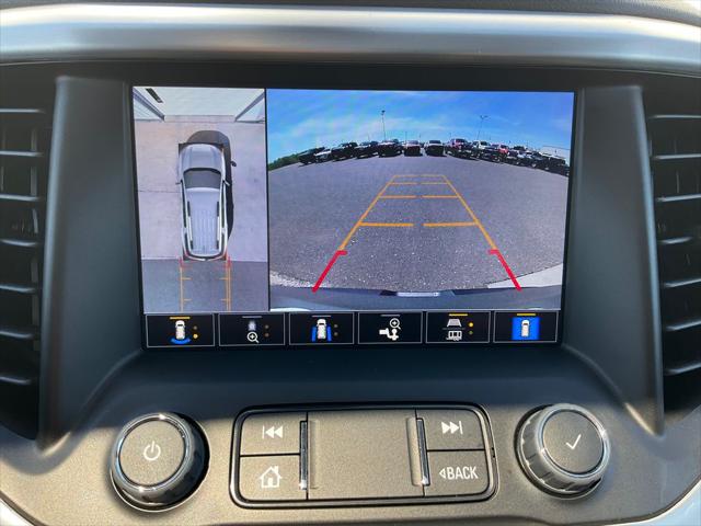 2023 GMC Acadia AWD SLT