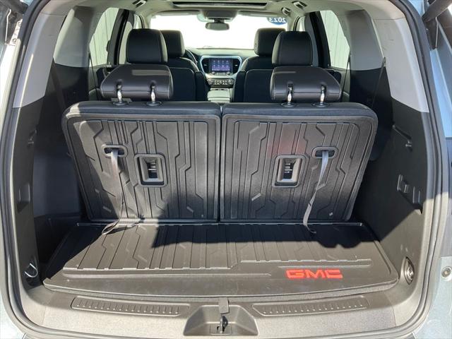 2023 GMC Acadia AWD SLT
