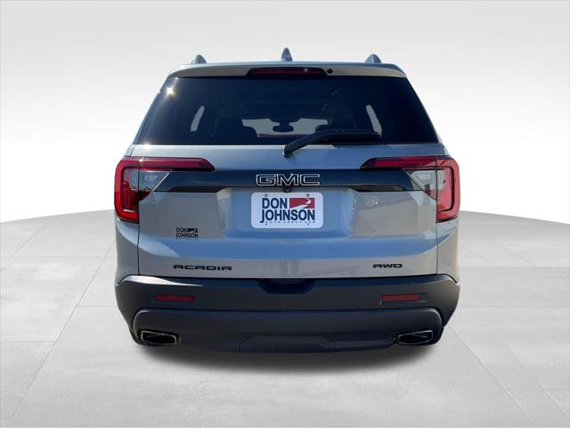2023 GMC Acadia AWD SLT