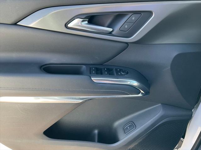 2025 Chevrolet Traverse AWD LT