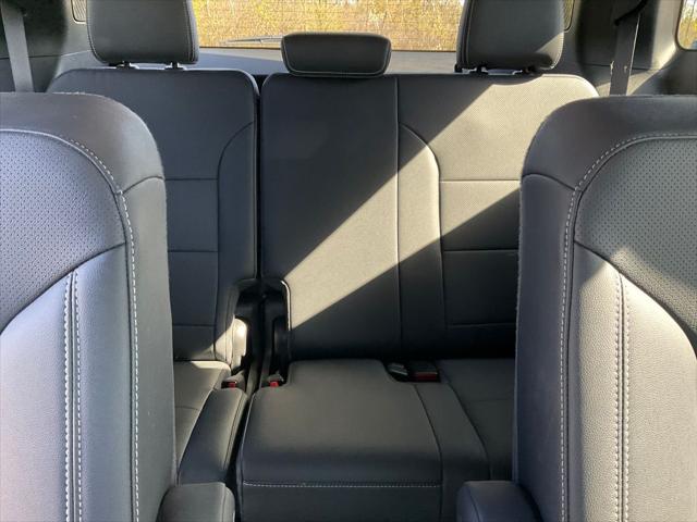 2025 Chevrolet Traverse AWD LT