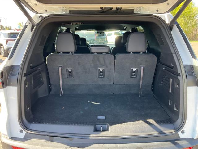 2025 Chevrolet Traverse AWD LT
