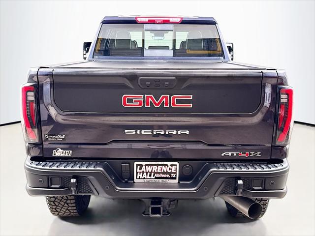 2025 GMC Sierra 2500HD 4WD Crew Cab Standard Bed AT4X