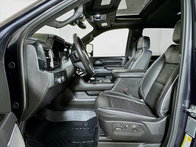 2025 GMC Sierra 2500HD 4WD Crew Cab Standard Bed AT4X