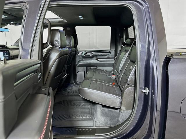 2025 GMC Sierra 2500HD 4WD Crew Cab Standard Bed AT4X