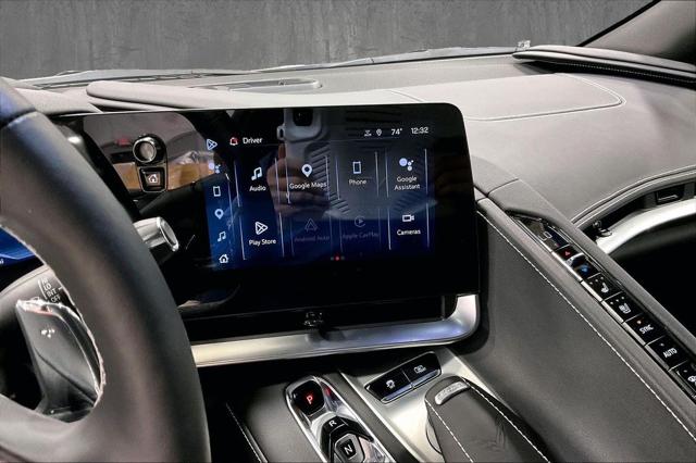 2025 Chevrolet Corvette Stingray RWD Coupe 2LT