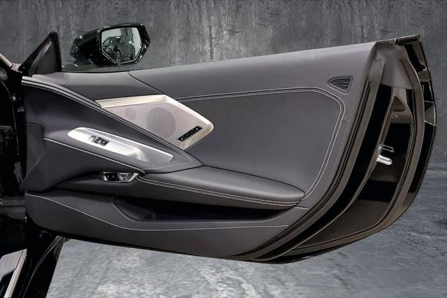 2025 Chevrolet Corvette Stingray RWD Coupe 2LT