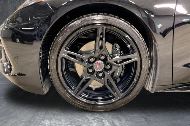 2025 Chevrolet Corvette Stingray RWD Coupe 2LT