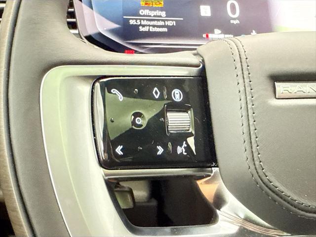 2026 Land Rover Range Rover P615 SV