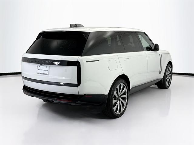 2026 Land Rover Range Rover P400 SE 7 Seat