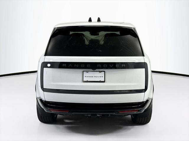 2026 Land Rover Range Rover P400 SE 7 Seat