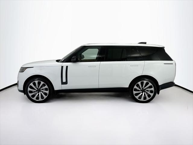 2026 Land Rover Range Rover P400 SE 7 Seat