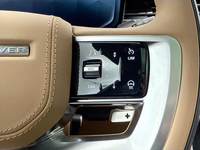 2026 Land Rover Range Rover P400 SE 7 Seat