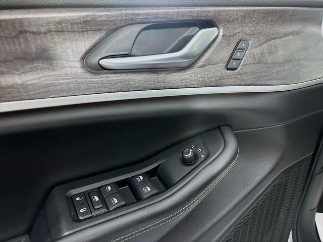 Used 2023 Jeep Grand Cherokee L Limited 4x2 For Sale in Olive Branch, MS