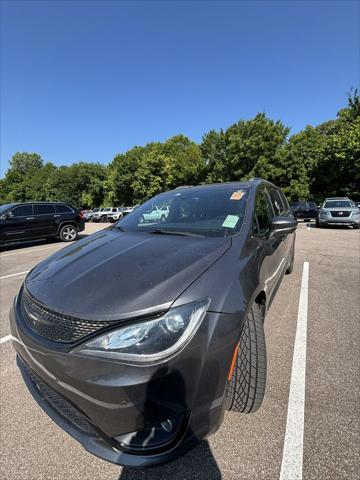 Used 2018 Chrysler Pacifica Limited For Sale in Olive Branch, MS