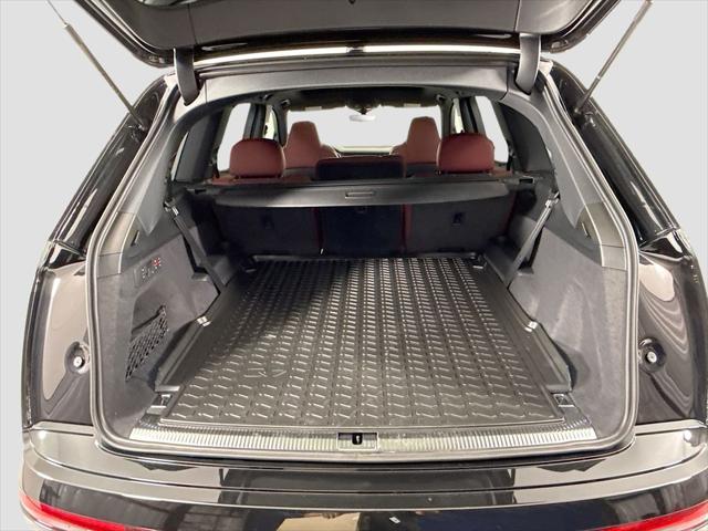 2026 Audi SQ7 Prestige TFSI quattro tiptronic