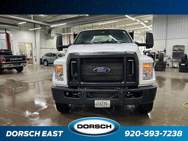 2022 Ford F-750 Base