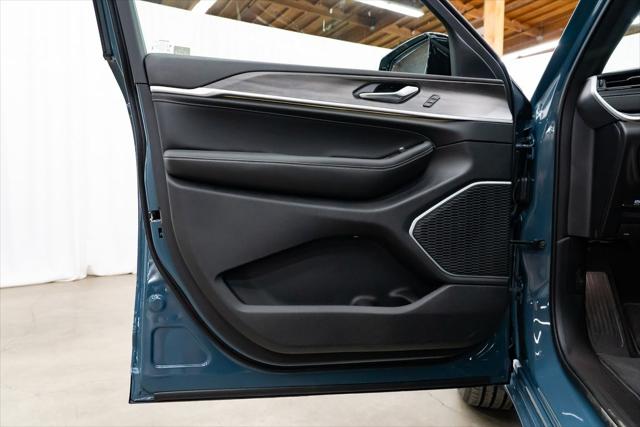 2026 Jeep Grand Cherokee Limited Reserve