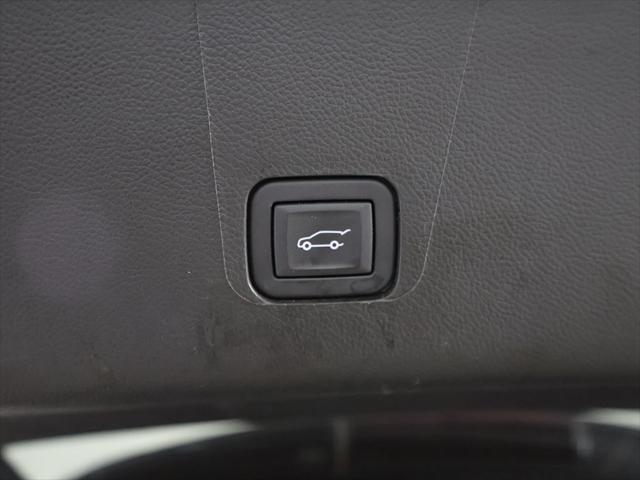 2023 Chevrolet Traverse AWD LT Cloth