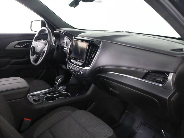 2023 Chevrolet Traverse AWD LT Cloth