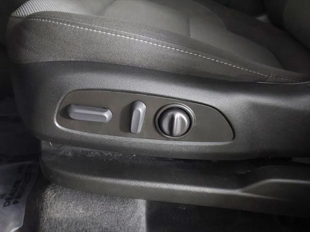2023 Chevrolet Traverse AWD LT Cloth