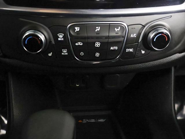 2023 Chevrolet Traverse AWD LT Cloth
