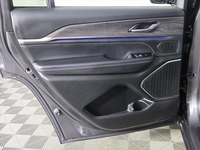 2022 Jeep Grand Cherokee L Overland 4x2