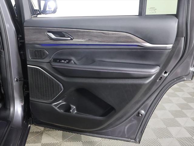2022 Jeep Grand Cherokee L Overland 4x2