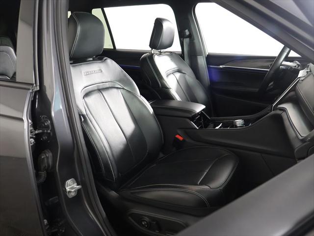 2022 Jeep Grand Cherokee L Overland 4x2