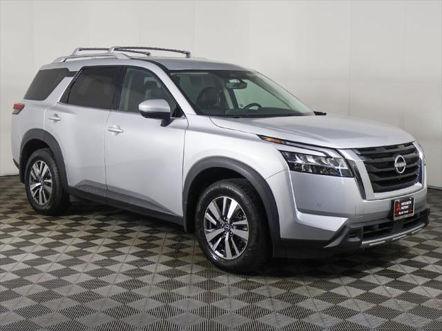 2023 Nissan Pathfinder SL 4WD