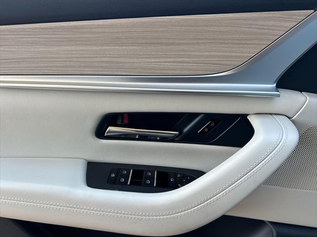 2026 Mazda X-90 Premium Plus
